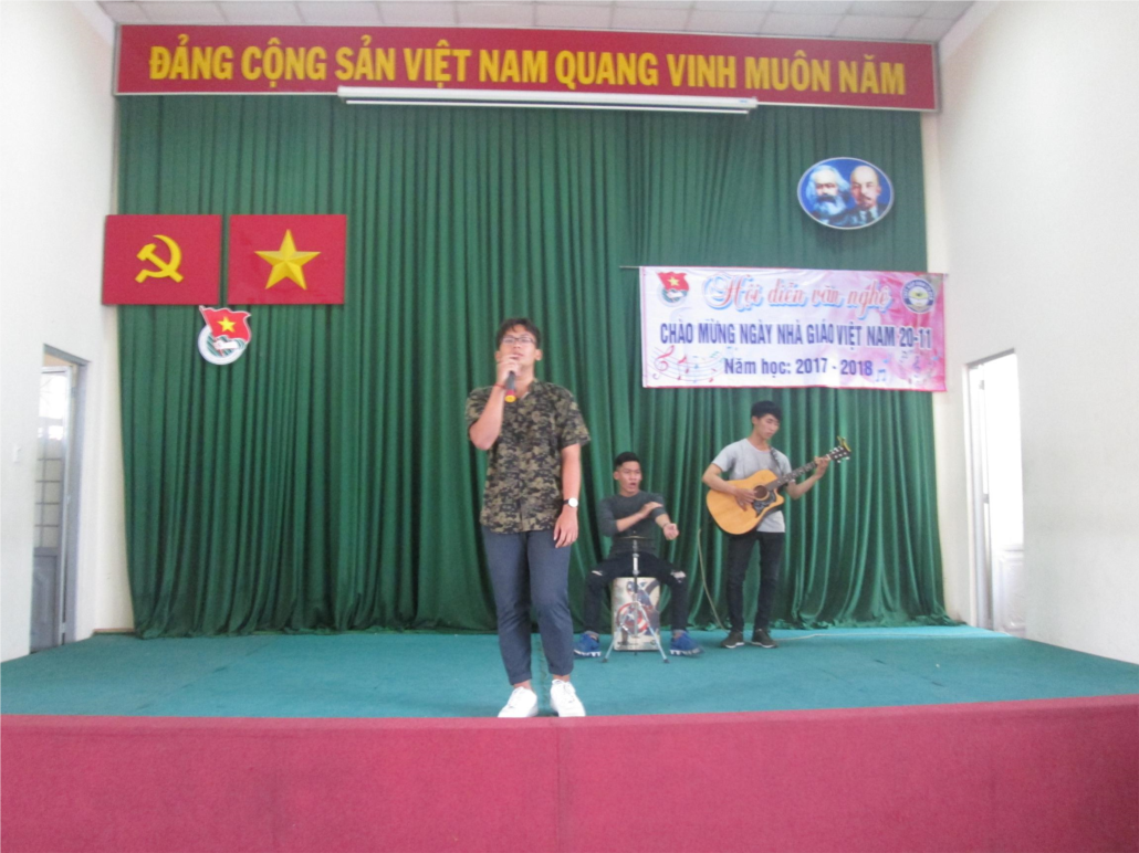12A7 Nang mua ha.JPG